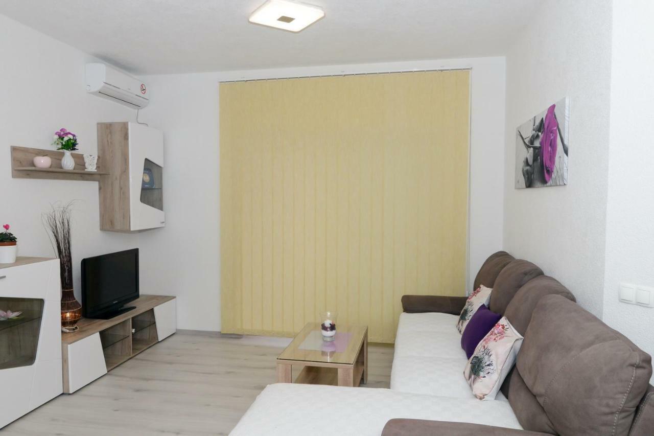 Apartmens Leona ザダル エクステリア 写真