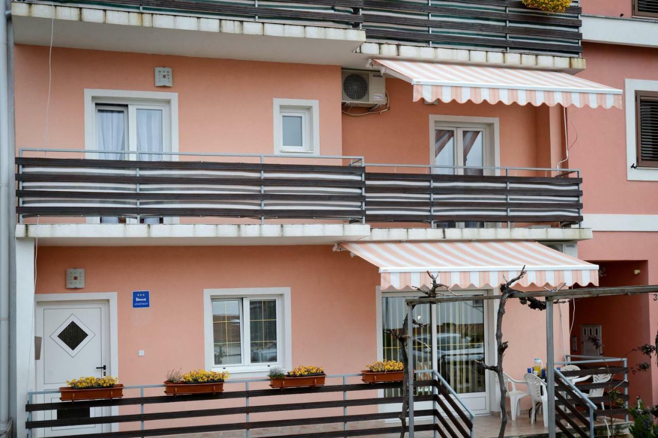 Apartmens Leona ザダル エクステリア 写真